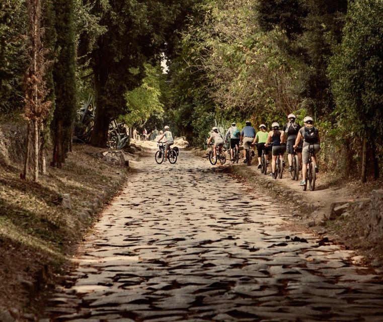 Rome: Appian Way, Catacombs, & Roman Aqueducts E-bike Tour - Getting started at Via Labicana 49, plus what’s included with your bike