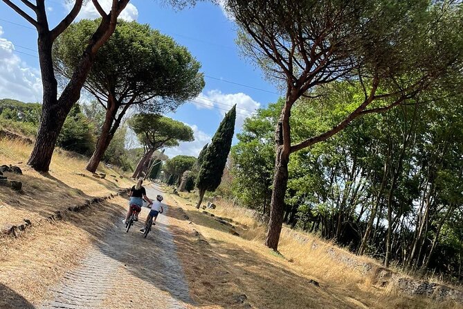Rome:Appian Way E-bike Tour, Catacombs, Aqueducts & Transfer - Getting There Smoothly With a Private Shuttle From Circus Maximus