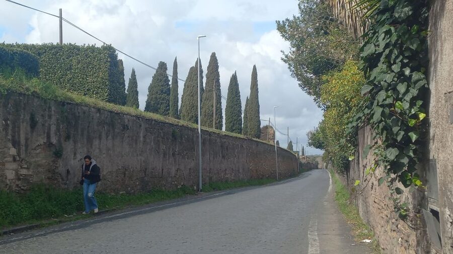 Rome: Appian Way Golf Cart Tour with Roman Catacombs Entry - Roman Catacombs: What the Underground Walk Really Means (and How to Prepare)