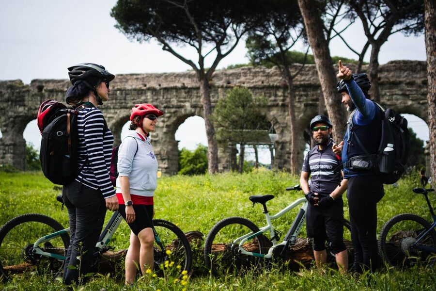 Rome: Appian Way Guided Tour on E-Bike with italian Aperitif - Parco degli Acquedotti, Torre Fiscale Park, and the rural Rome mood shift