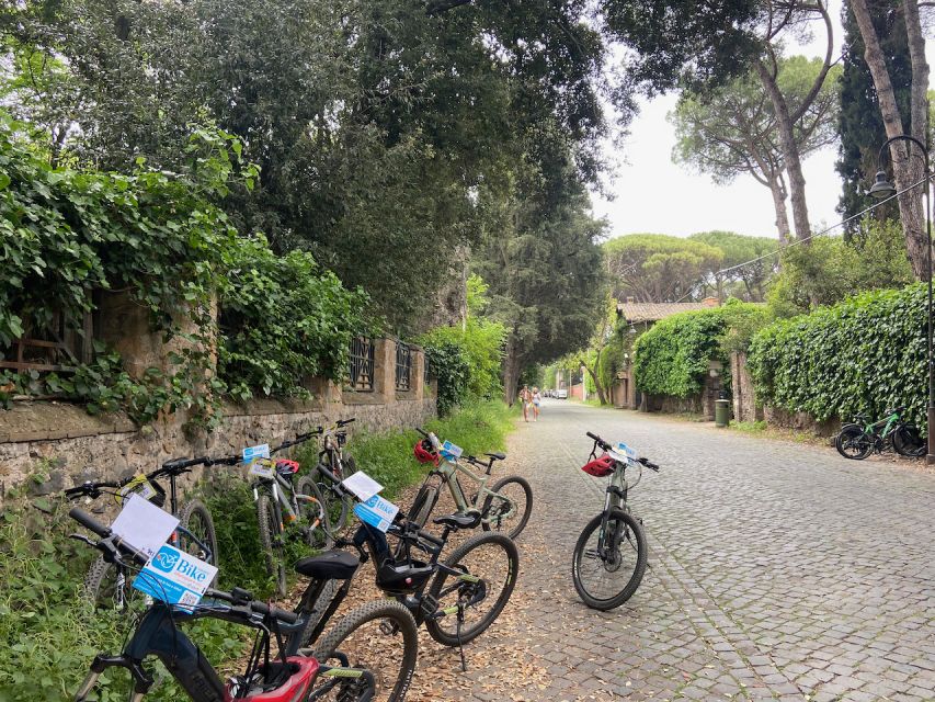 Rome: Appian Way Guided Tour on E-Bike with italian Aperitif - Caffarella Park, Domine Quo Vadis, and the Aurelian Walls: the quieter side of Rome