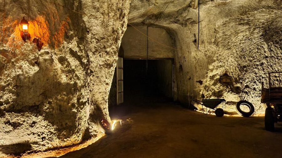 Rome: Appian Way Underground Catacombs Bike Tour with Lunch - Price and value: what $105 buys you in 5 hours