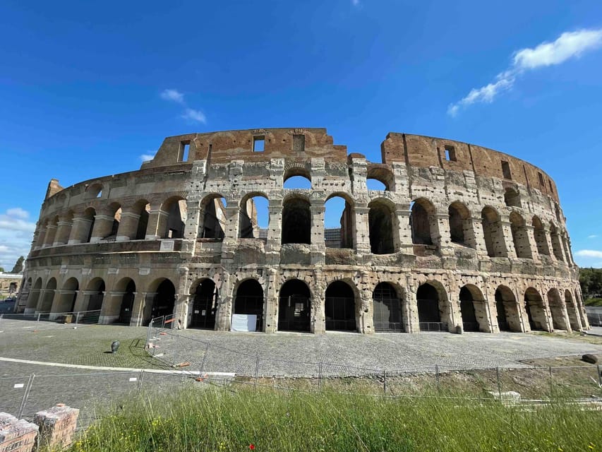 Rome: Arena Colosseum Tour with Arena Access - The gladiator route, starting with the Libitinaria Gate of Death