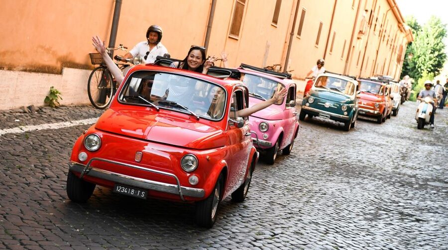Rome: Aventine Hill Tour in Vintage Fiat 500 Convoy - Vintage Fiat 500 Ride, not Just a Photo Stop