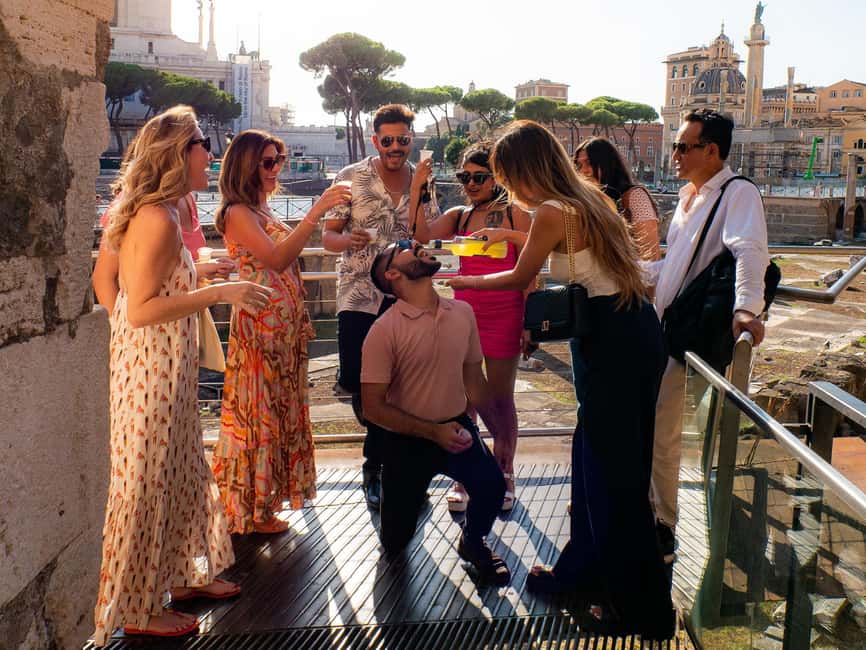 Rome: Bar Crawl with Local Guide & Drinks - Where You Meet, How to Spot Your Guide, and How Early to Arrive