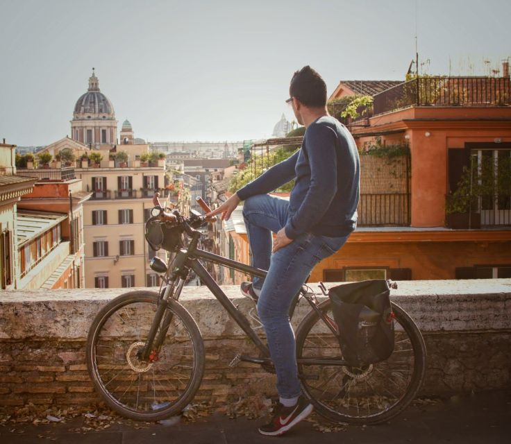 Rome: Bike Rental 4-hours - Pantheon area pacing: crowds, corners, and choosing your stop