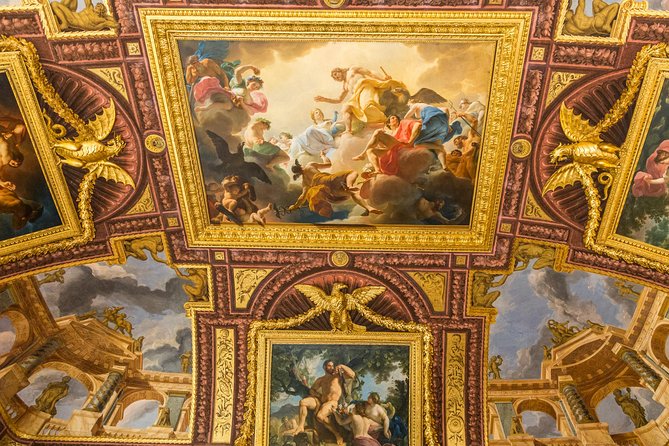 Rome: Borghese Gallery & Gardens Small Group Guided Tour - Villa Borghese Gardens: sculptures, water, and Rome views