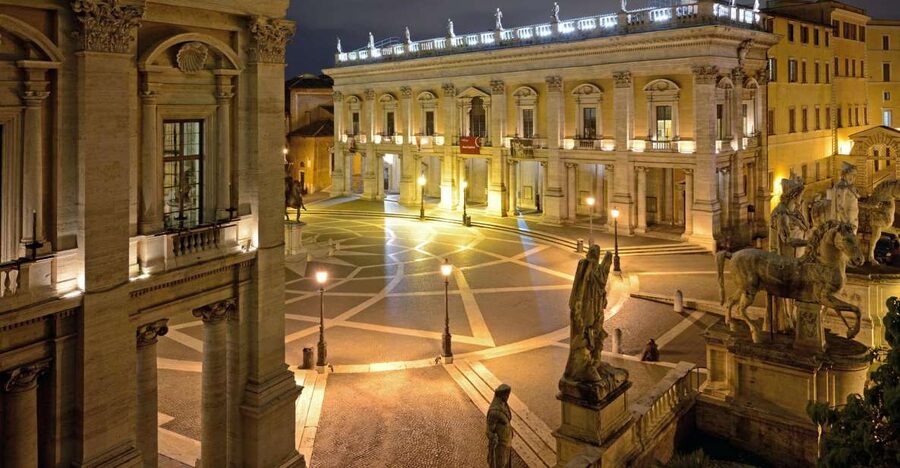 Rome by Night: 3-Hour Guided Walking Tour - Meeting outside Colosseo, then settling into an easy group pace