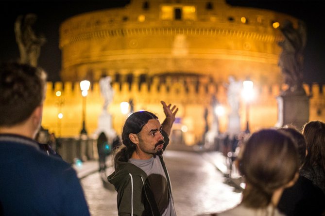 Rome by Night Walking Tour - Legends & Criminal Stories - The Notorious Murderer House Stop, Plus the Human Twist