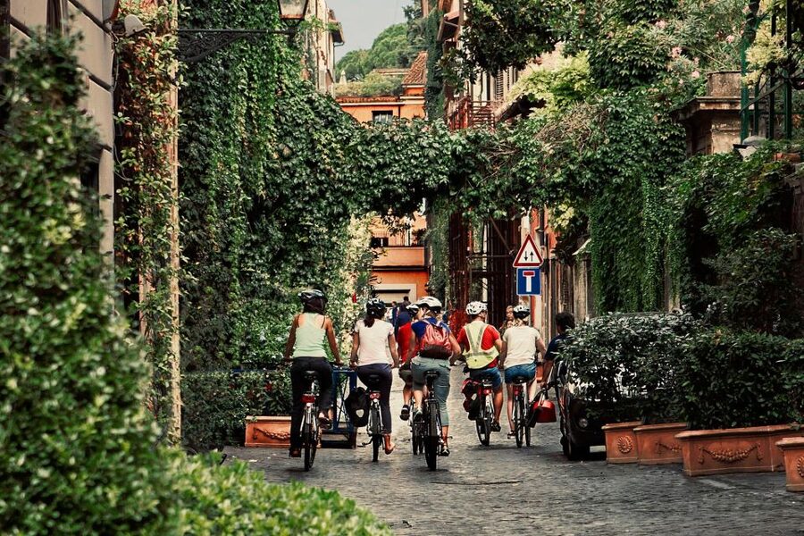 Rome: Cannondale E-Bike Tour of Top Landmarks & More - Jewish Ghetto, Portico di Ottavia, and Theatre of Marcellus