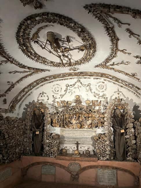 Rome: Capuchin Crypt & Rome’s Dark Secrets Small Group Tour - What the 2-hour timing really gives you