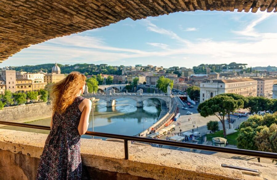 Rome: Castel Sant’ Angelo Ticket and Audio Guide - Entering Castel Sant’Angelo: start at the main entrance, then go at your pace