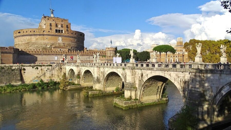 Rome: Castel Sant'Angelo Tour With Skip-the-line Access - Terrace views and defensive walls, the part you remember days later