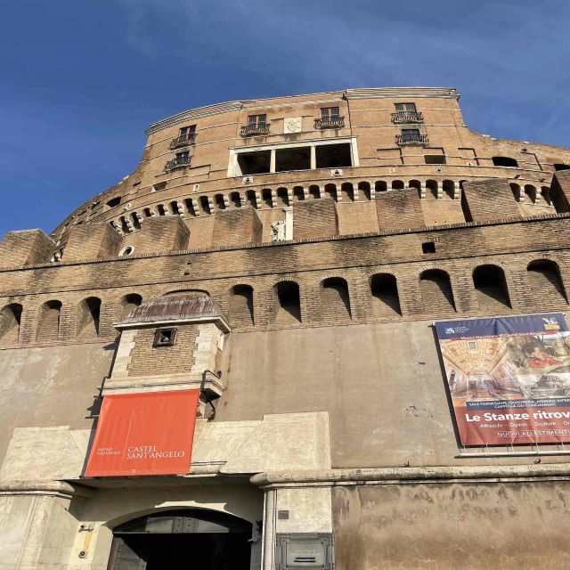 Rome: Castel Sant'Angelo Tour With Skip-the-line Access - Guides who bring the castle to life, from Irene to Andrada