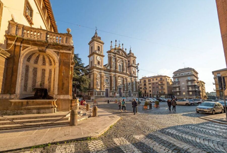Rome: Castelli Romani Hop-on and Hop-off Tour - Rome to Castelli Romani, without the stress