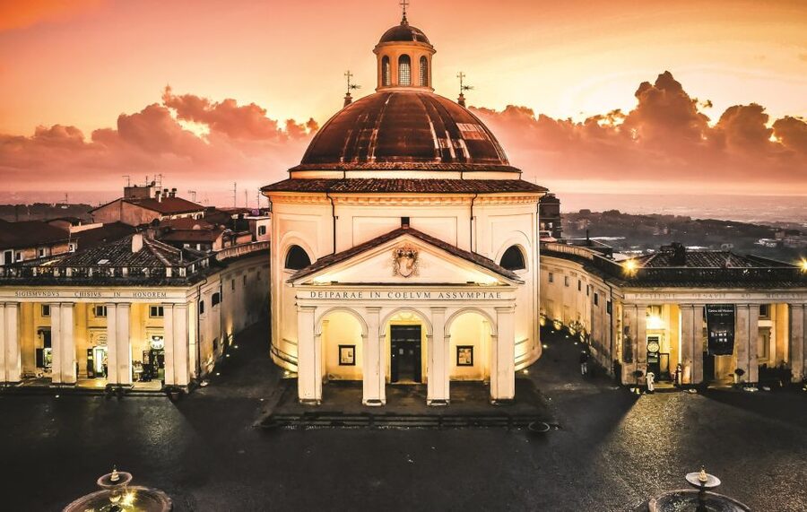 Rome: Castelli Romani Hop-on and Hop-off Tour - Sunday route: Albano Laziale, Ariccia, Genzano, Lanuvio, Nemi, then back to Castel Gandolfo
