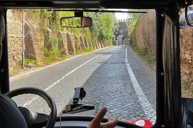 Rome Catacomb & Appian Way Small-Group Tour by Golf Cart - Circus of Maxentius and the road to the famous photo stops