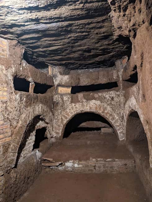 Rome: Catacombs Skip-the-Line Tour with Tickets - Why San Domitilla Catacombs feel like a Rome secret
