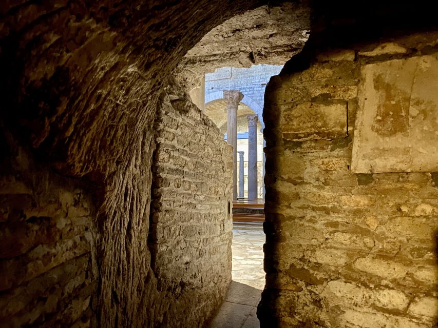 Rome: Catacombs & St Clement's Underground Semi-Private Tour - Key things to know before you go