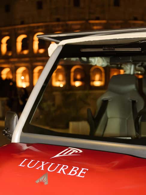 Rome: City Golf Cart at Night Tour - Colosseum at night: photos, context, and breathing room
