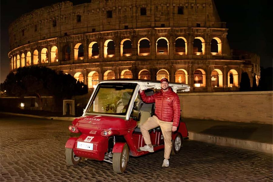Rome: City Golf Cart at Night Tour - The first stops: Piazza di Spagna and the Trevi Fountain at night