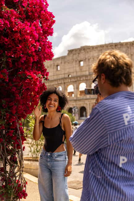 Rome: City Highlights E-Tuk Tuk Tour - Trevi Fountain and Piazza Navona: two classics, timed for photos