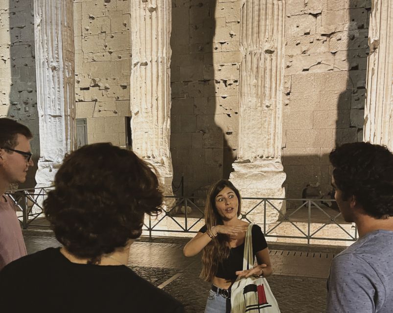 Rome: City Highlights Moonlight Walking Tour - Why Rome Looks Better in Moonlight, and How This Tour Uses It