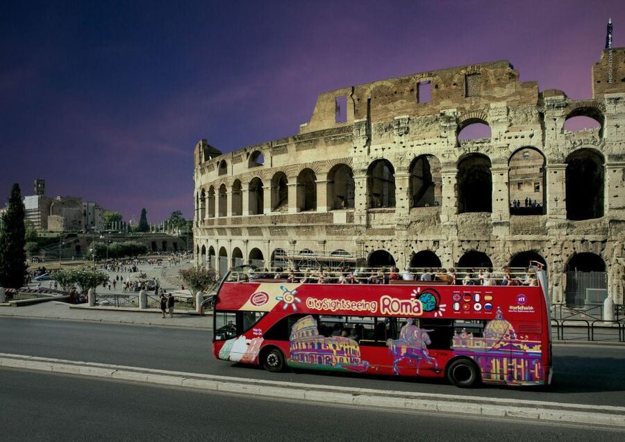 Rome: City Highlights Open-Top Bus Night Tour - Choosing Your Side of the Bus for Better Photos