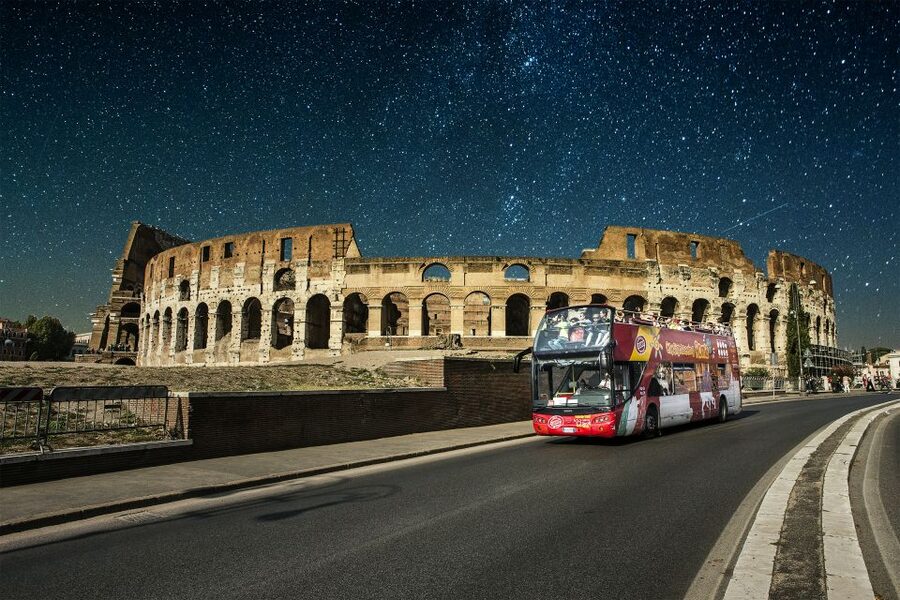Rome: City Highlights Open-Top Bus Night Tour - Onboard WiFi and Sharing the Night in Real Time