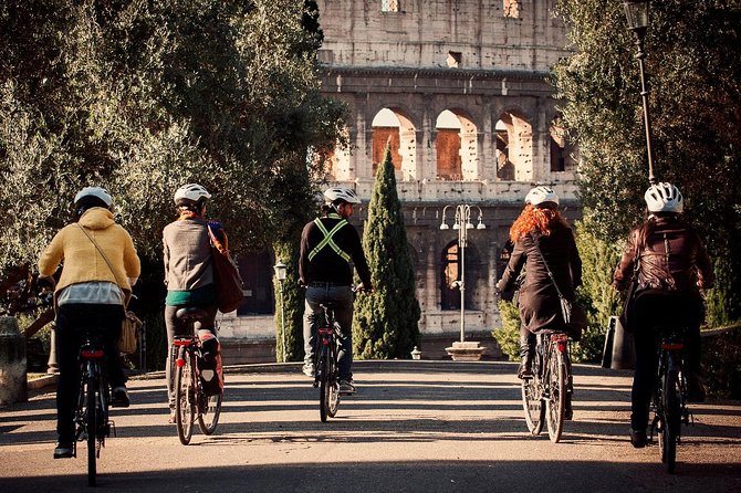 Rome City Small Group Bike Tour with quality Cannondale EBike - Piazza del Colosseo: the Colosseum view that sets the tone