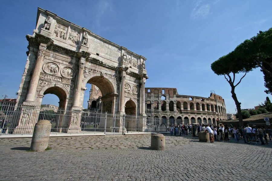Rome: Colosseum and Ancient Rome Guided Walking Tour - Roman Forum stops: ruins that actually explain Rome’s power