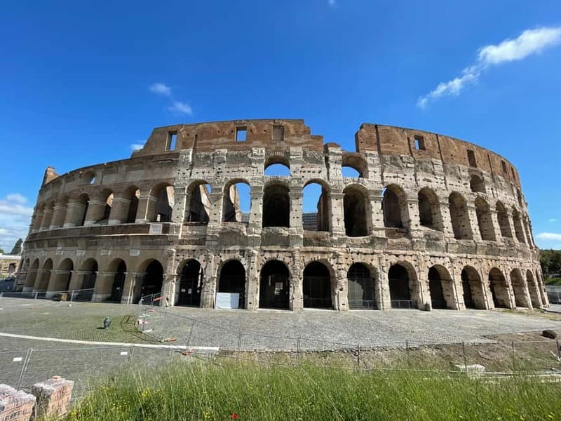 Rome: Colosseum and Ancient Rome Small Group Guided Tour - Guided Colosseum Tour: Construction, Crowds, and Gladiator Reality