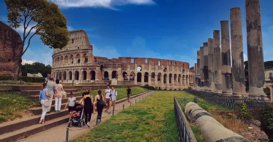 Rome: Colosseum Arena Floor and Ancient Rome Tour - Where You Start and How the 2.5 Hours Flows