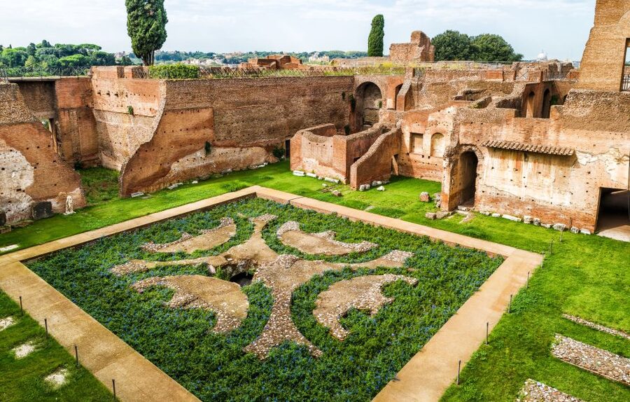 Rome: Colosseum Arena, Forum & Palatine Hill Private tour - What makes this Colosseum Arena and Forum private tour different?