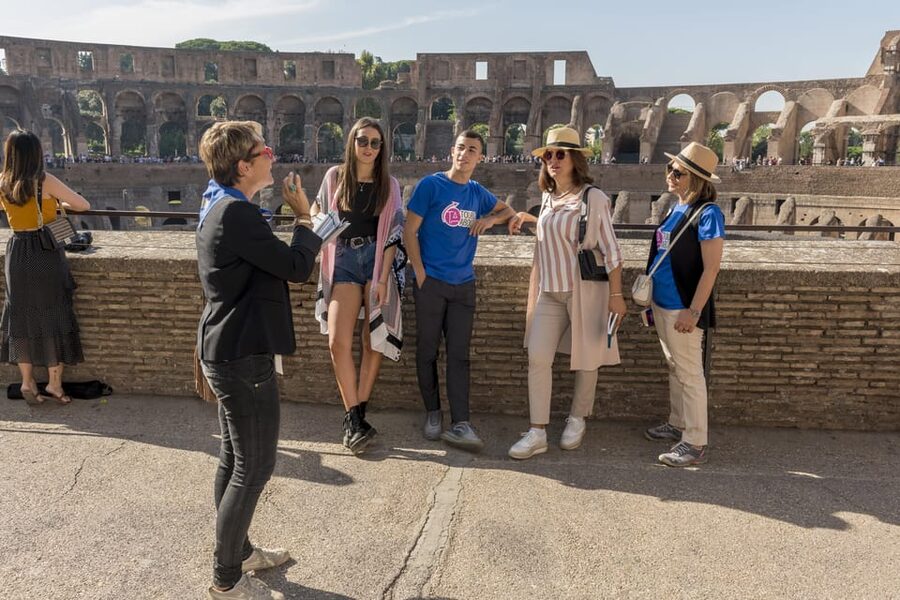 Rome: Colosseum Experience with Host and Audio Guide - Timing, Duration, and Why 2.5 Hours Can Work