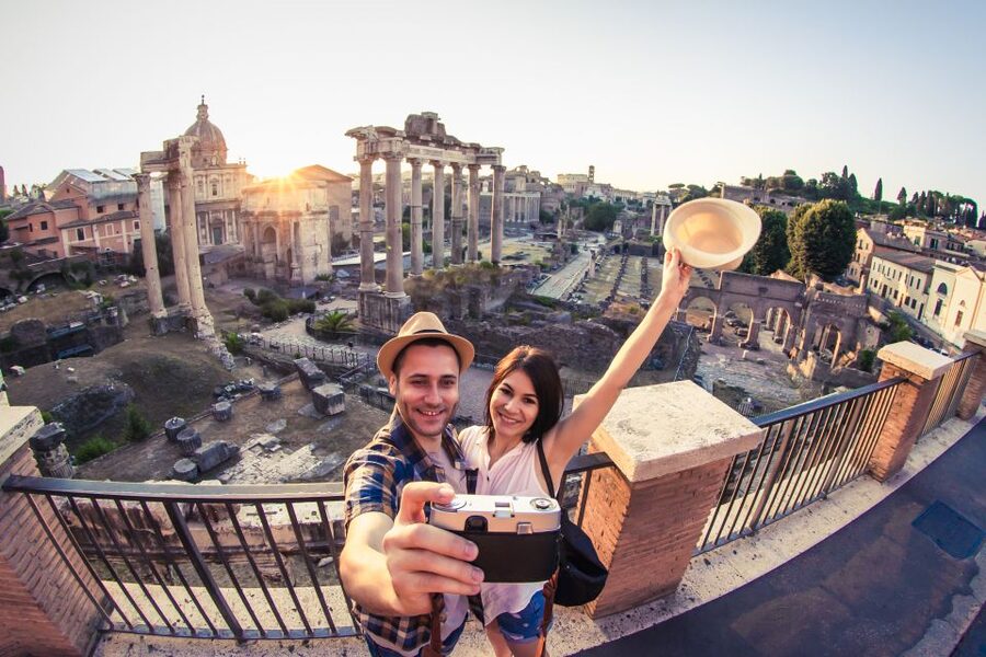 Rome: Colosseum Express Guided Tour - The big transition: from Colosseum to the Forum and Palatine Hill