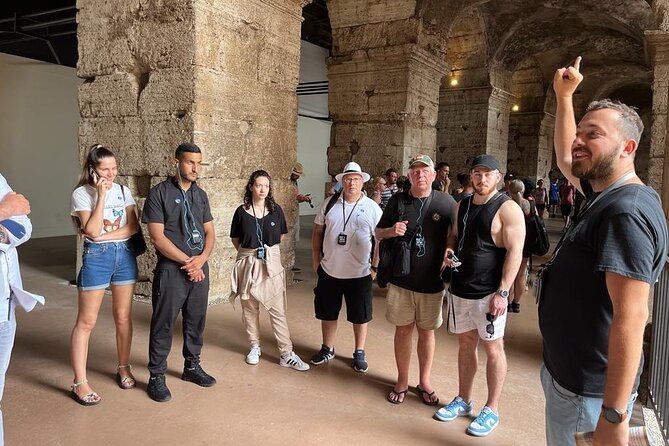 Rome: Colosseum Express Tour with Forum & Palatine Access - Entering the Colosseum With Security and a Group-First Flow