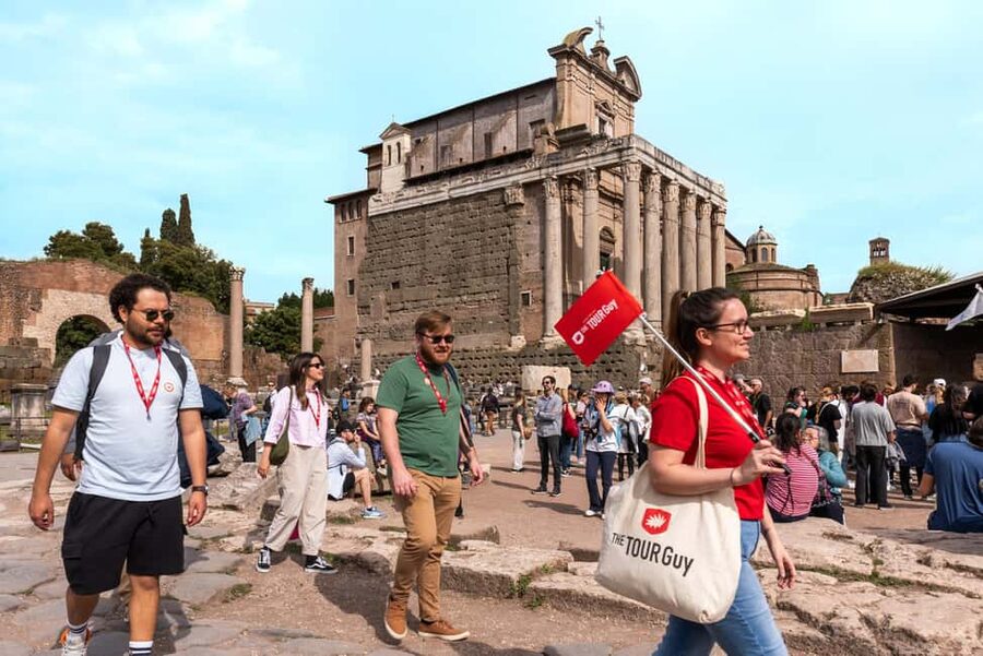Rome: Colosseum, Forum, and Palatine Tour - Palatine Hill Guided Views: The Best Orientation Stop