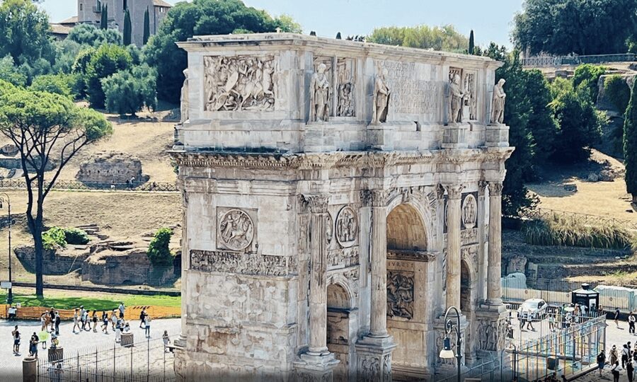Rome: Colosseum & Forum Experience with Free Audio Guide App - Roman Forum at your own pace: the power center you can actually follow