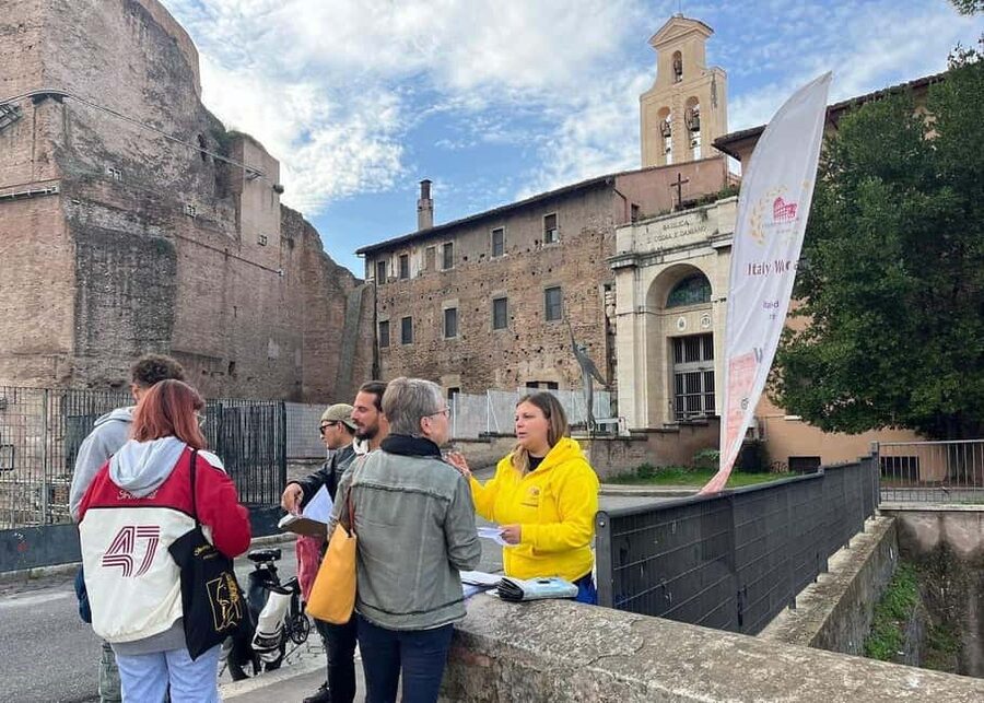 Rome: Colosseum, Forum, & Palatine Hill Ticket w/ Audioguide - Using the Audioguide on Your Phone Without Stress
