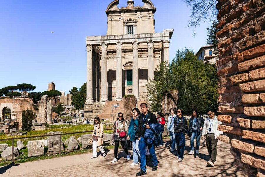 Rome: Colosseum, Forum & Palatine Hill Tour & Optional Arena - Key highlights to know before you go