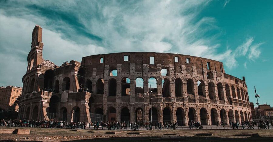 Rome: Colosseum, Forum, Palatine with Breakfast or Aperitif - Roman Forum first: tombs, civic life, and street-level imagination