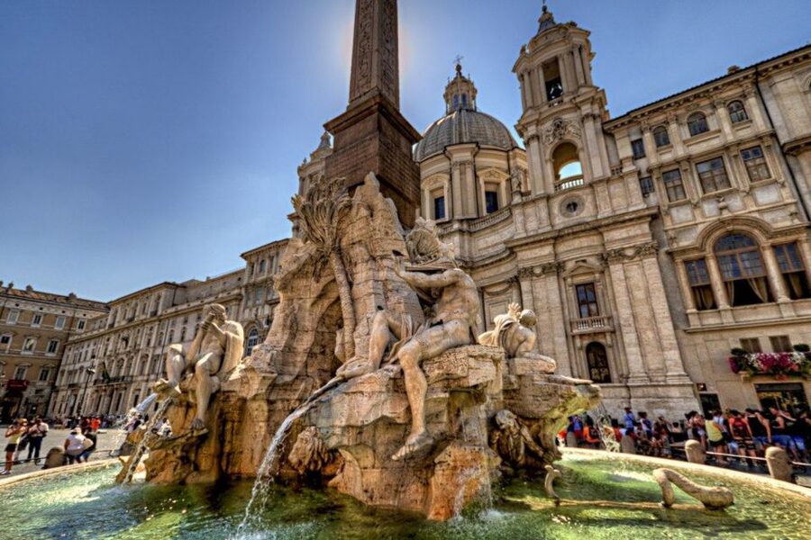 Rome: Colosseum & Forum Small Group Tour with Palatine Hill - The Roman Forum: Ruins That Feel Like a Living City
