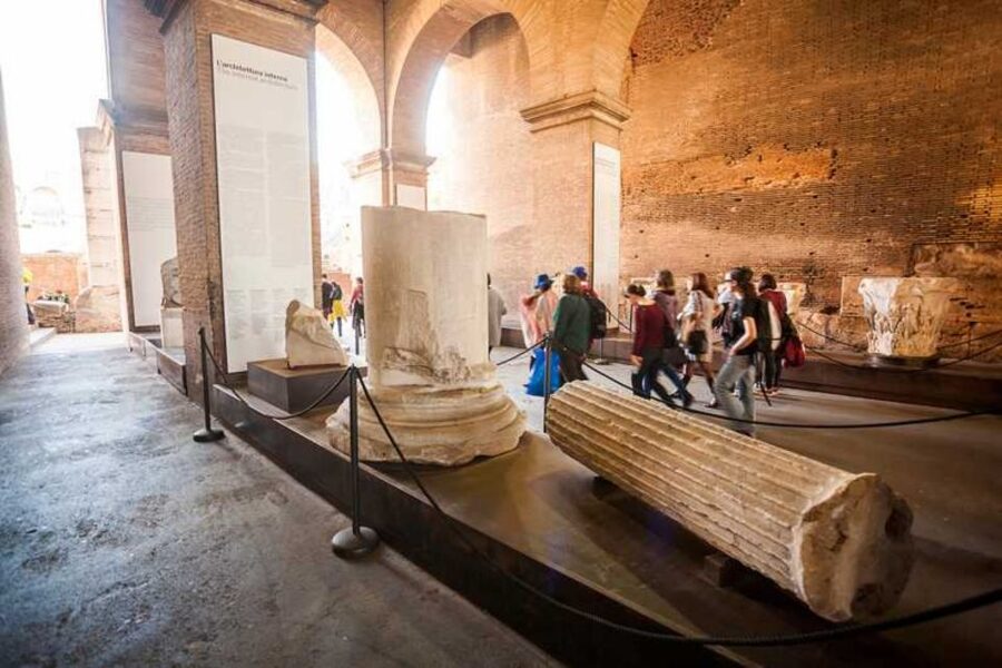 Rome: Colosseum, Palatine & Roman Forum Tour w/Entry Ticket - Key things to know before you go