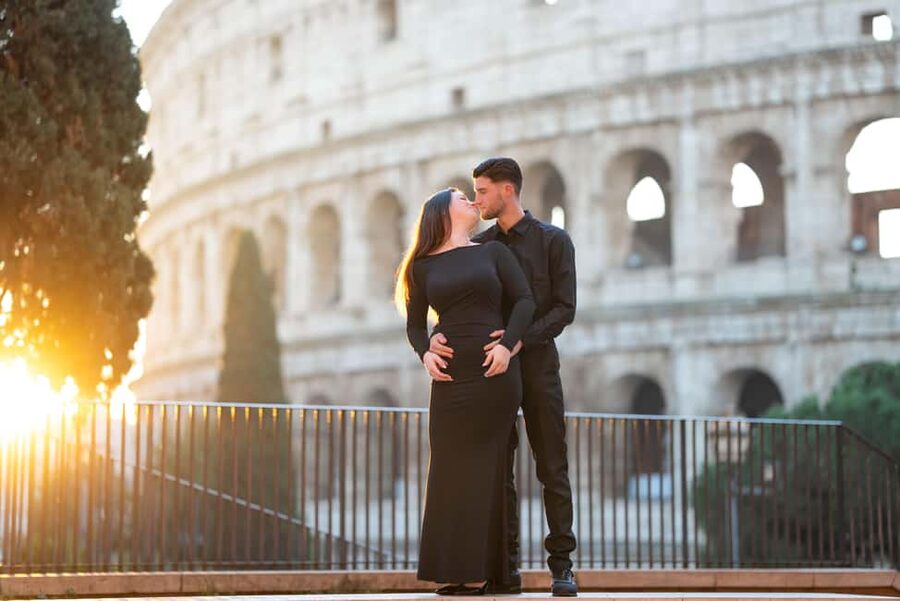 Rome: Colosseum Private Photoshoot - Why this Colosseum photoshoot beats DIY selfies