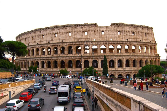 Rome: Colosseum, Roman Forum & Palatine Hill Experience - Roman Forum at Your Own Pace: Via Sacra and Julius Caesar Temple Ruins