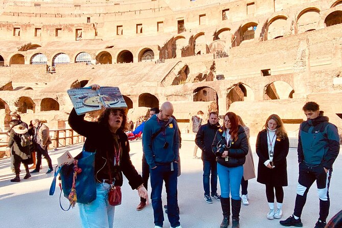 Rome: Colosseum, Roman Forum & Palatine Hill Guided Tour - What the guide style should look like, and why it showed up in the reviews