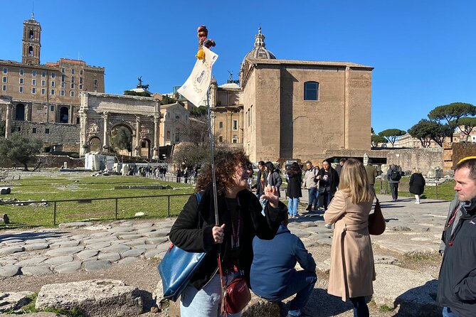 Rome: Colosseum, Roman Forum & Palatine Hill Guided Tour - Meeting point, group size, and the reality of the 11:15 AM start