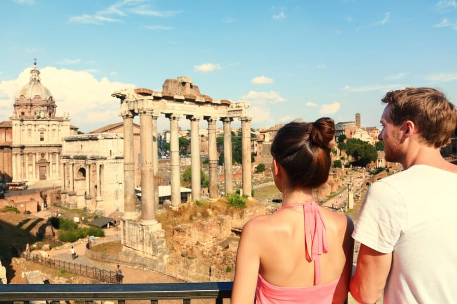 Rome: Colosseum Tour with Gladiator's Arena Option and Forum - A smart way to cover Colosseum, Forum, and Palatine in one go