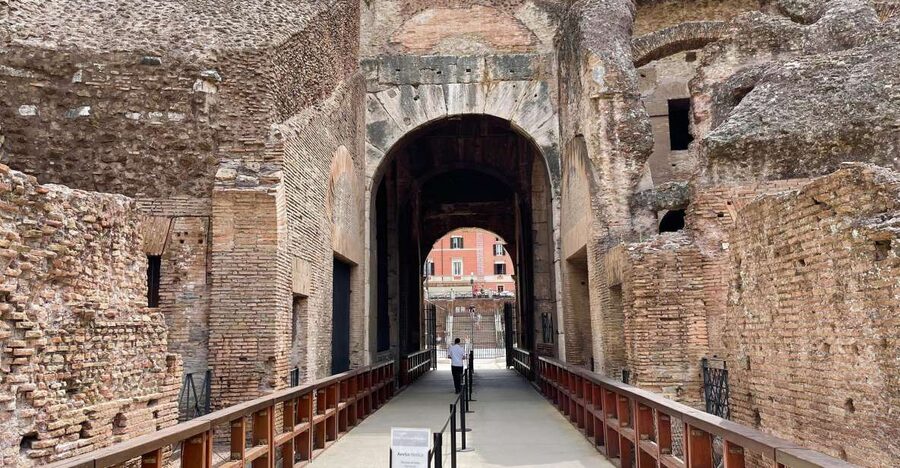 Rome: Colosseum Underground max 6 people - Two Hours, Three Levels: The Flow of Your Visit